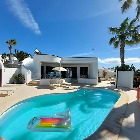Sol Y Luna & Lanzarote Holidays - Heated Pool! 2* Playa Blanca (Lanzarote)